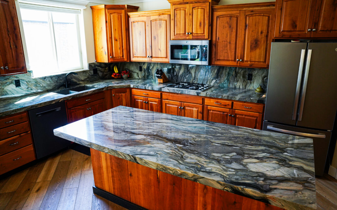 How to Pick a Countertop Color Based on Your Cabinet Finish