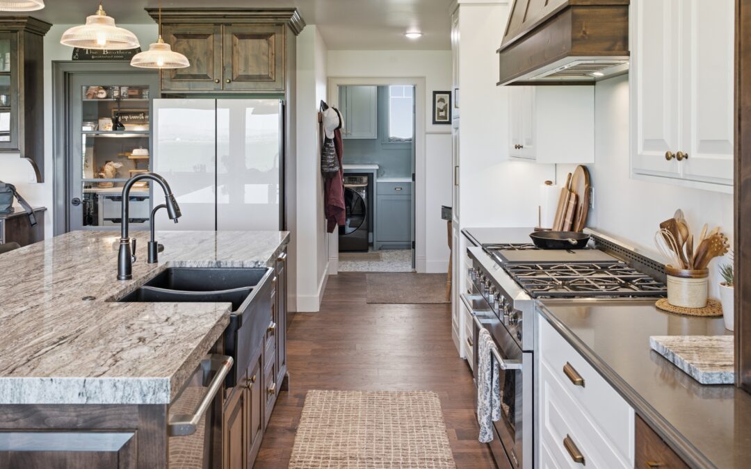 Quartz vs Granite Countertops: Which Material Is Right for Your Kitchen?